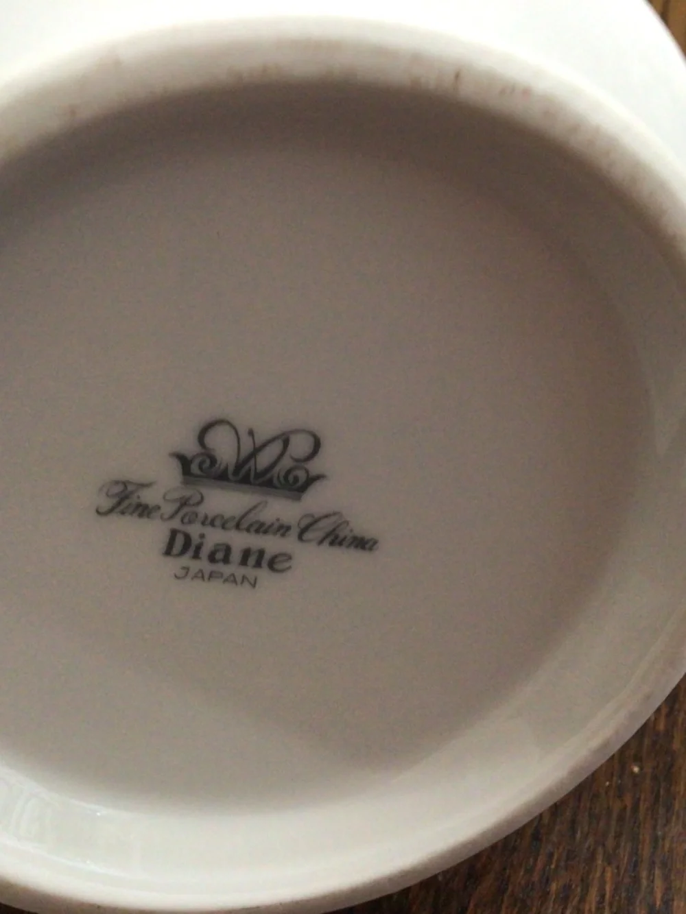 Diane pattern by Wade coffee/tea pot. Excellent shape.from 1960